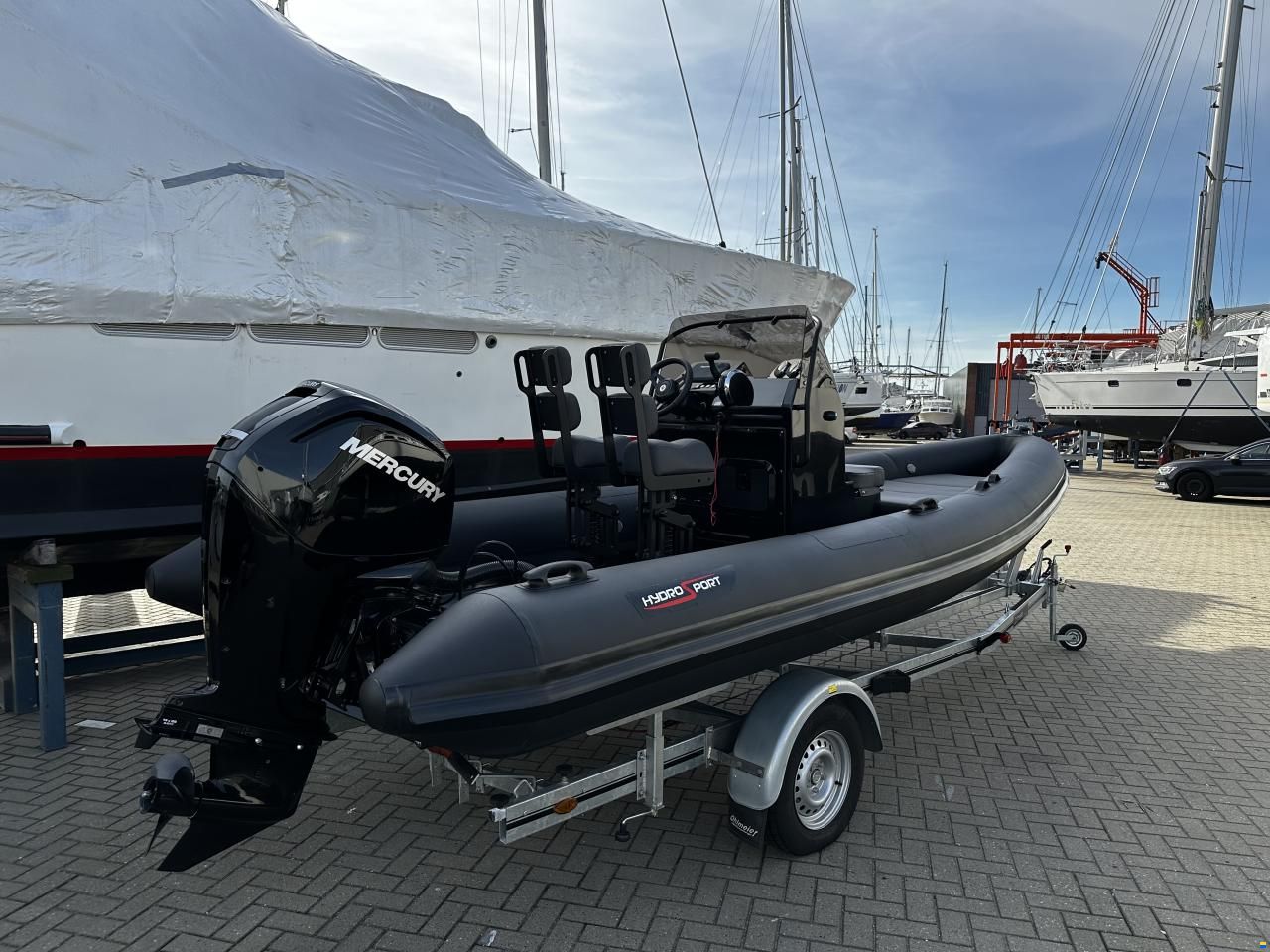 Hydrosport Performance RIBs - 585 VFI