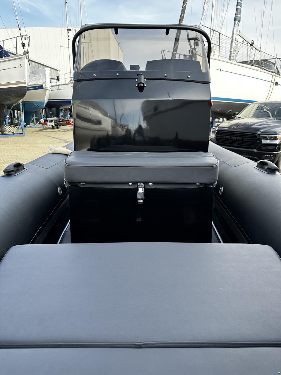 Hydrosport Performance RIBs - 585 VFI