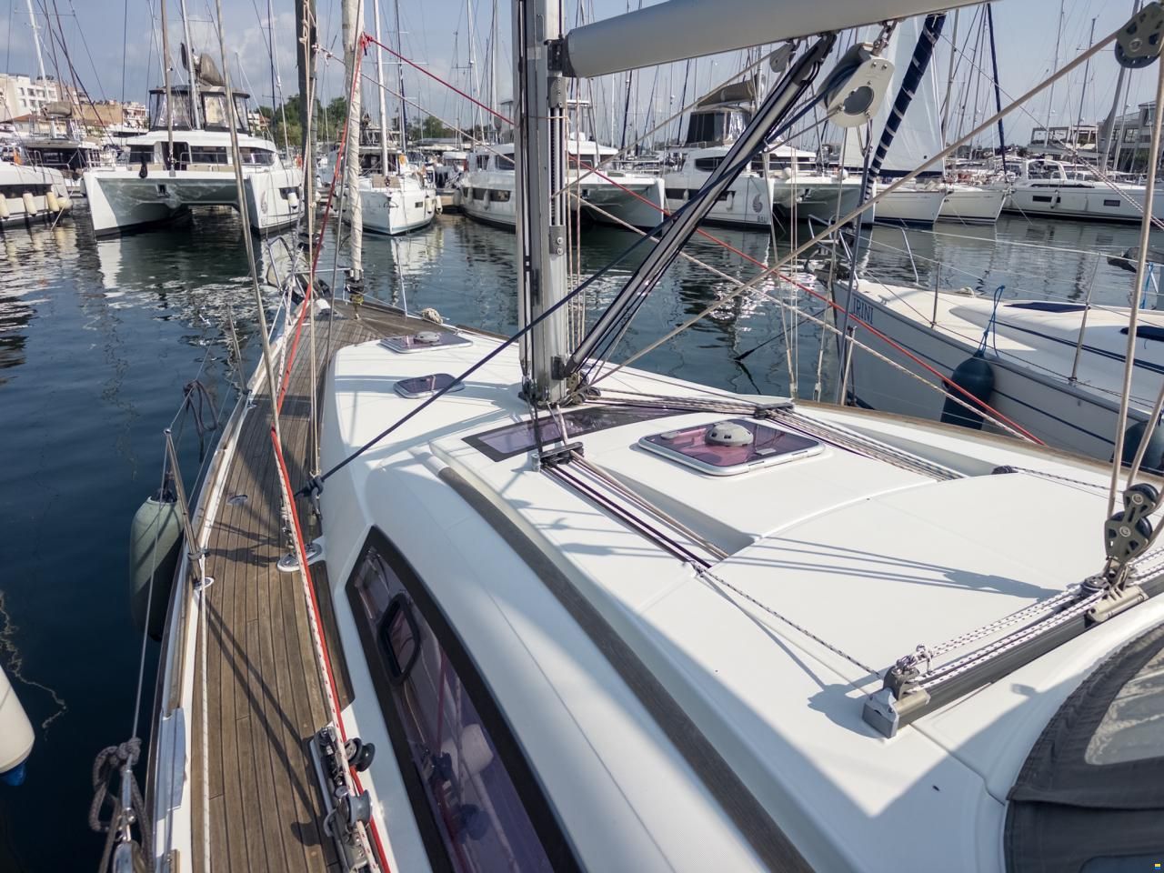 Beneteau Oceanis 43
