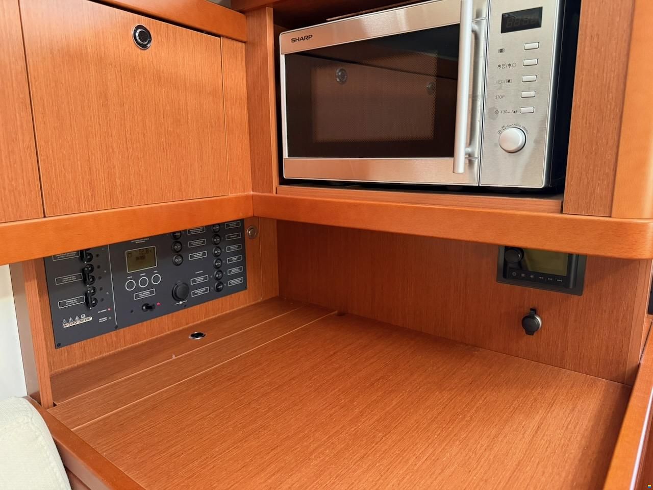 Beneteau Oceanis 34