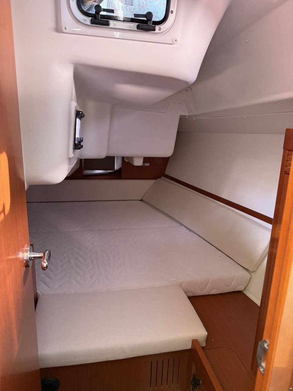 Beneteau Oceanis 34