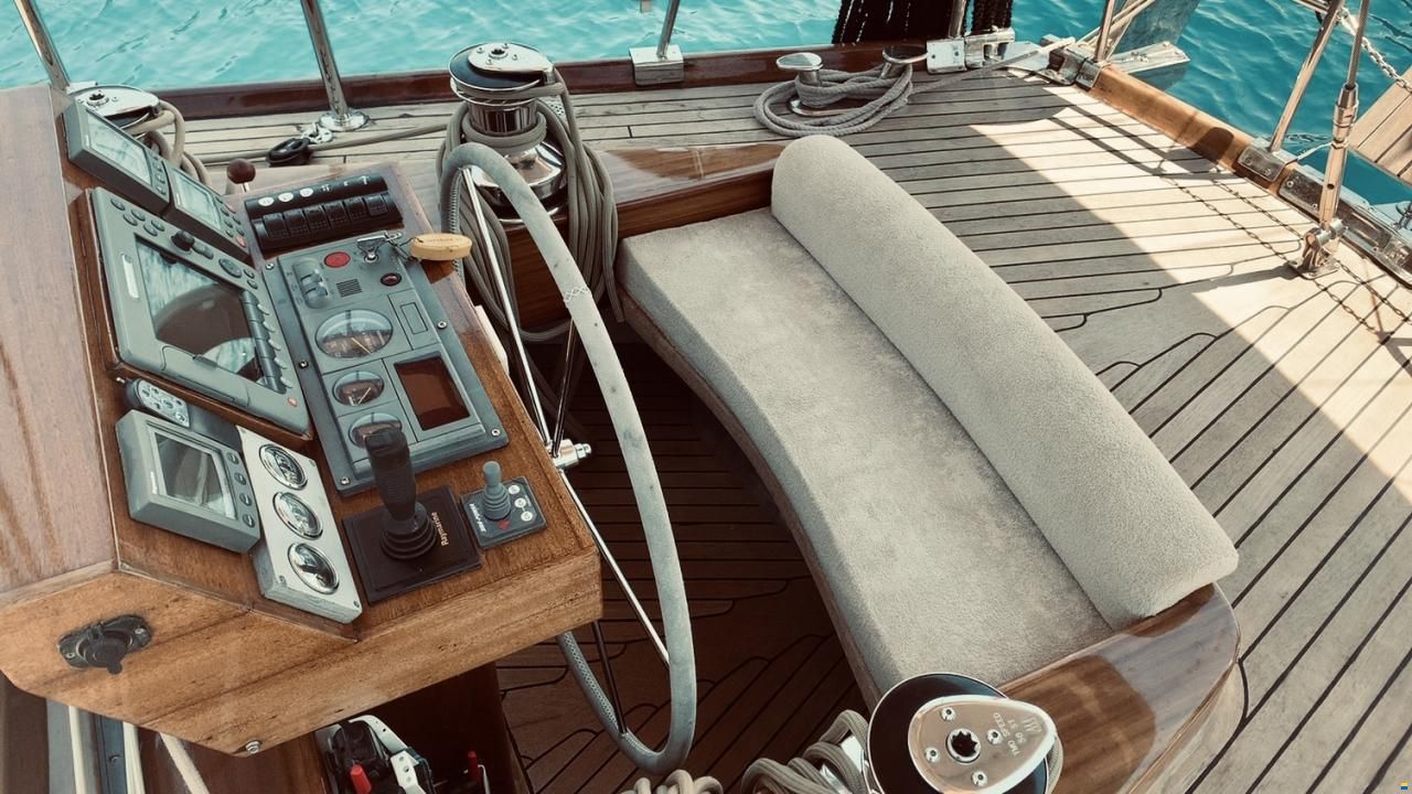 16 Meters Sloop Design