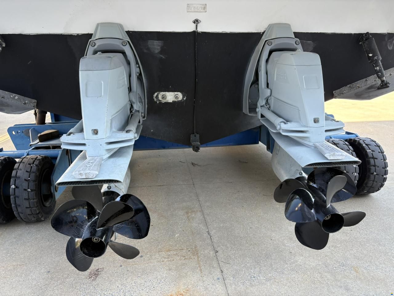 Azimut Atlantis 34