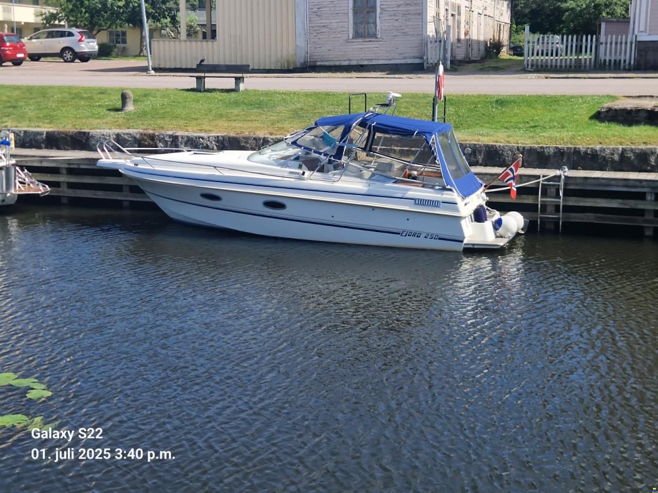 Fjord 250
