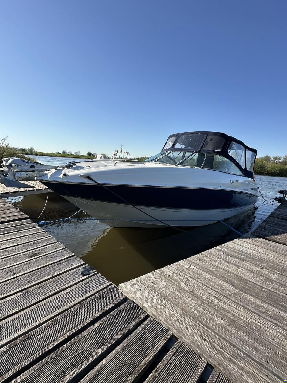 Maxum 2400 SC3