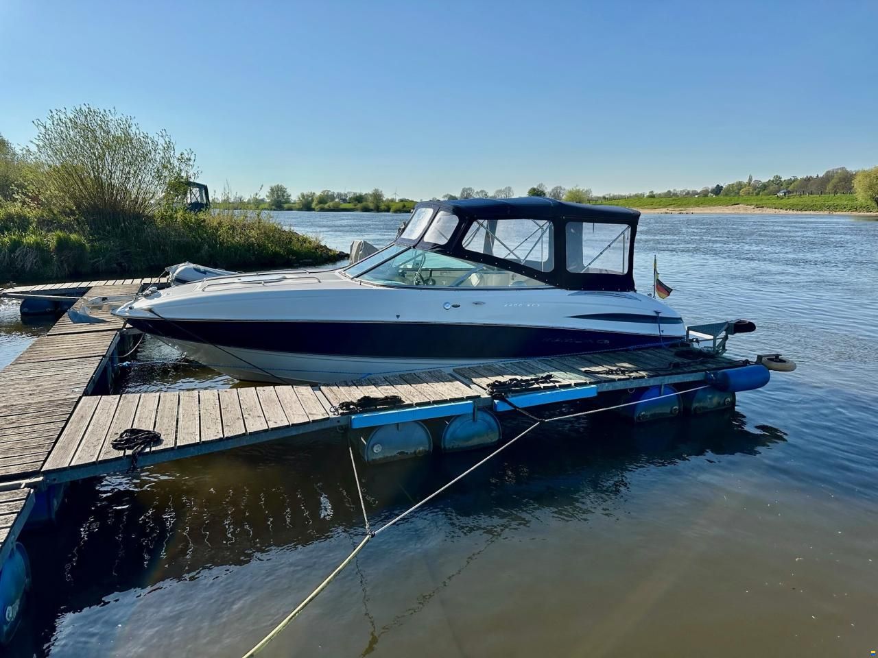 Maxum 2400 SC3