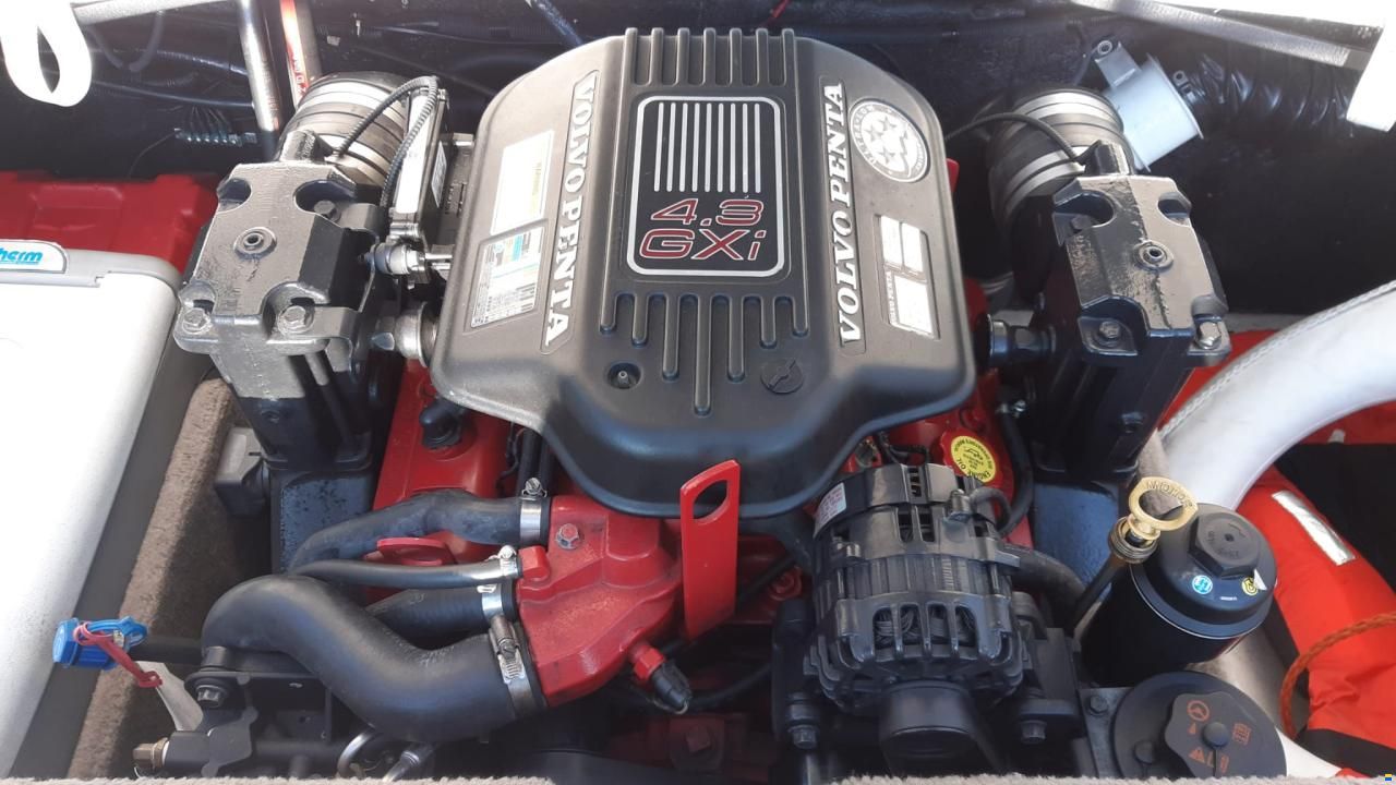 Stingray 195 Bowrider