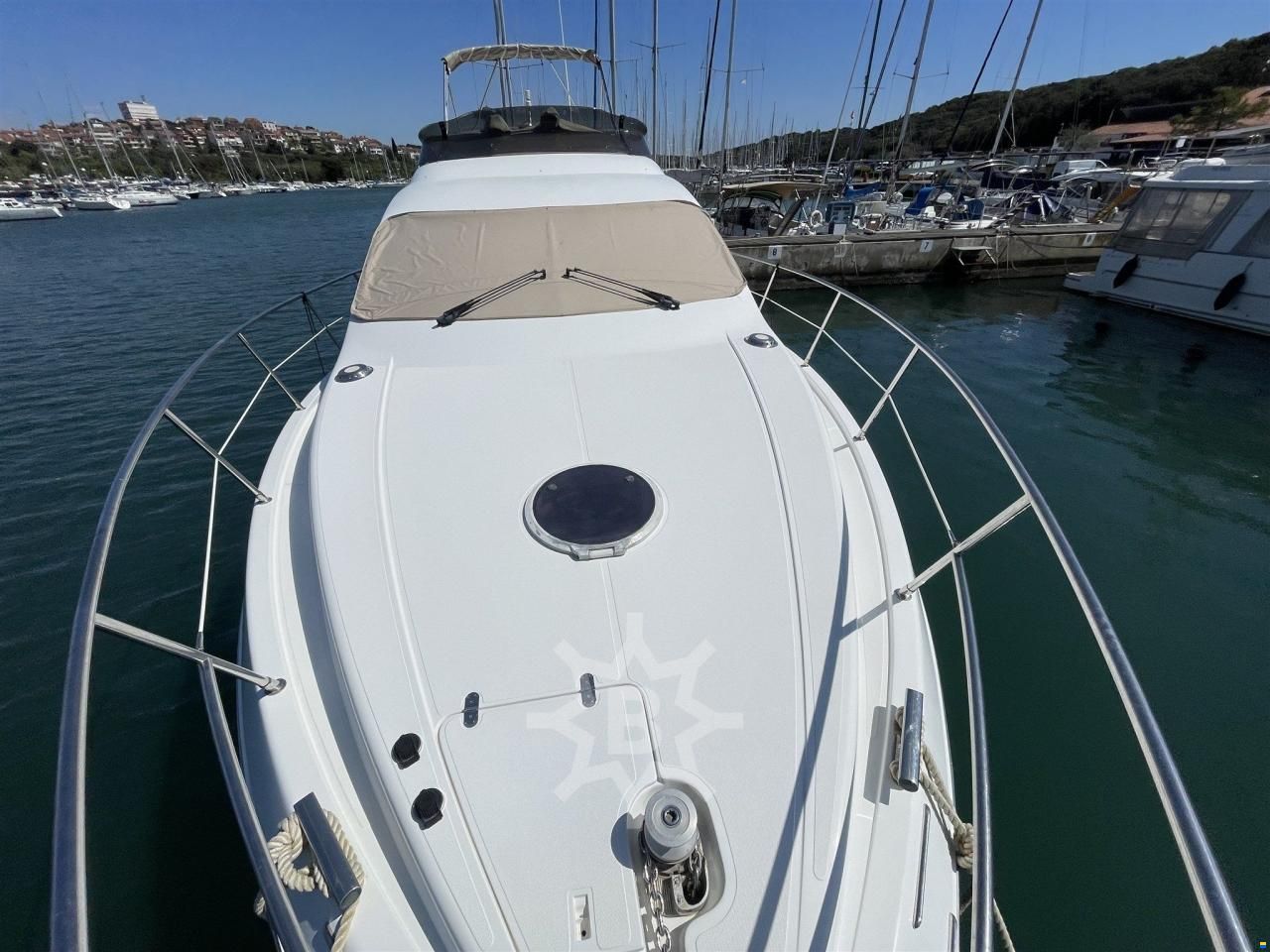 Azimut 42