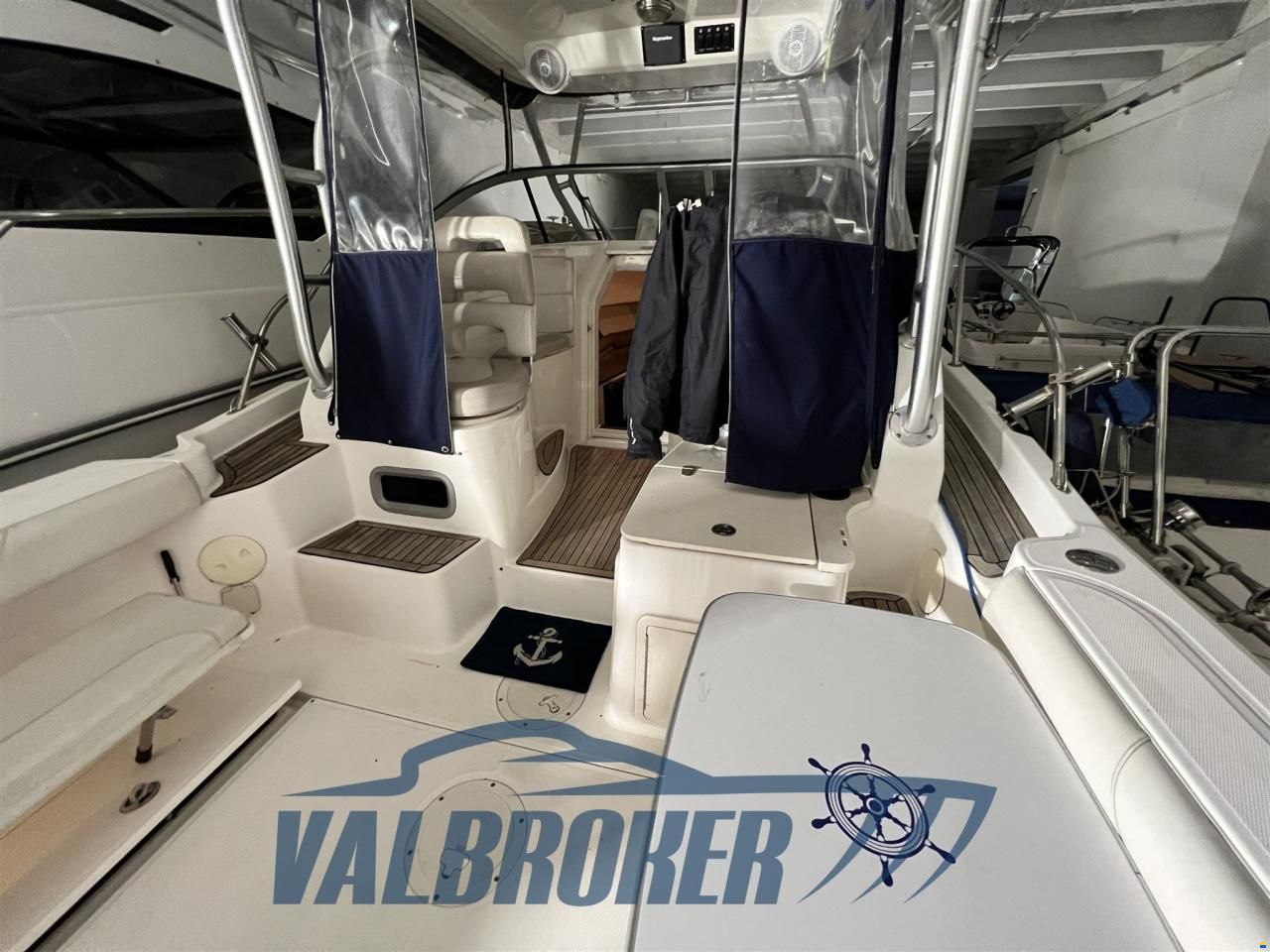 Boston Whaler 285 CONQUEST