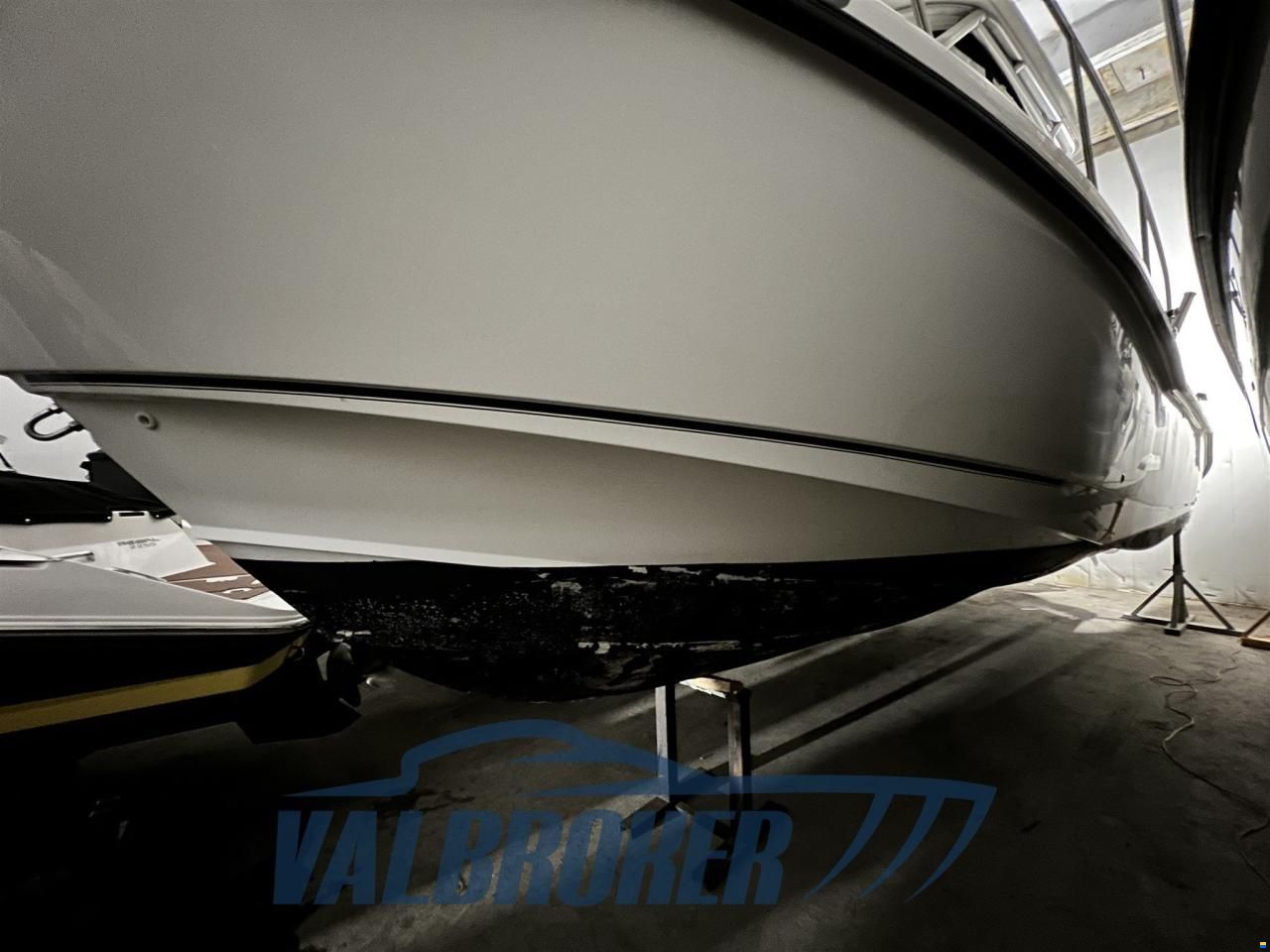 Boston Whaler 285 CONQUEST