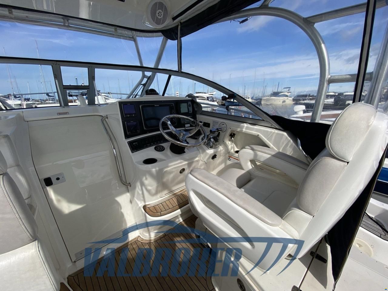 Boston Whaler 285 CONQUEST