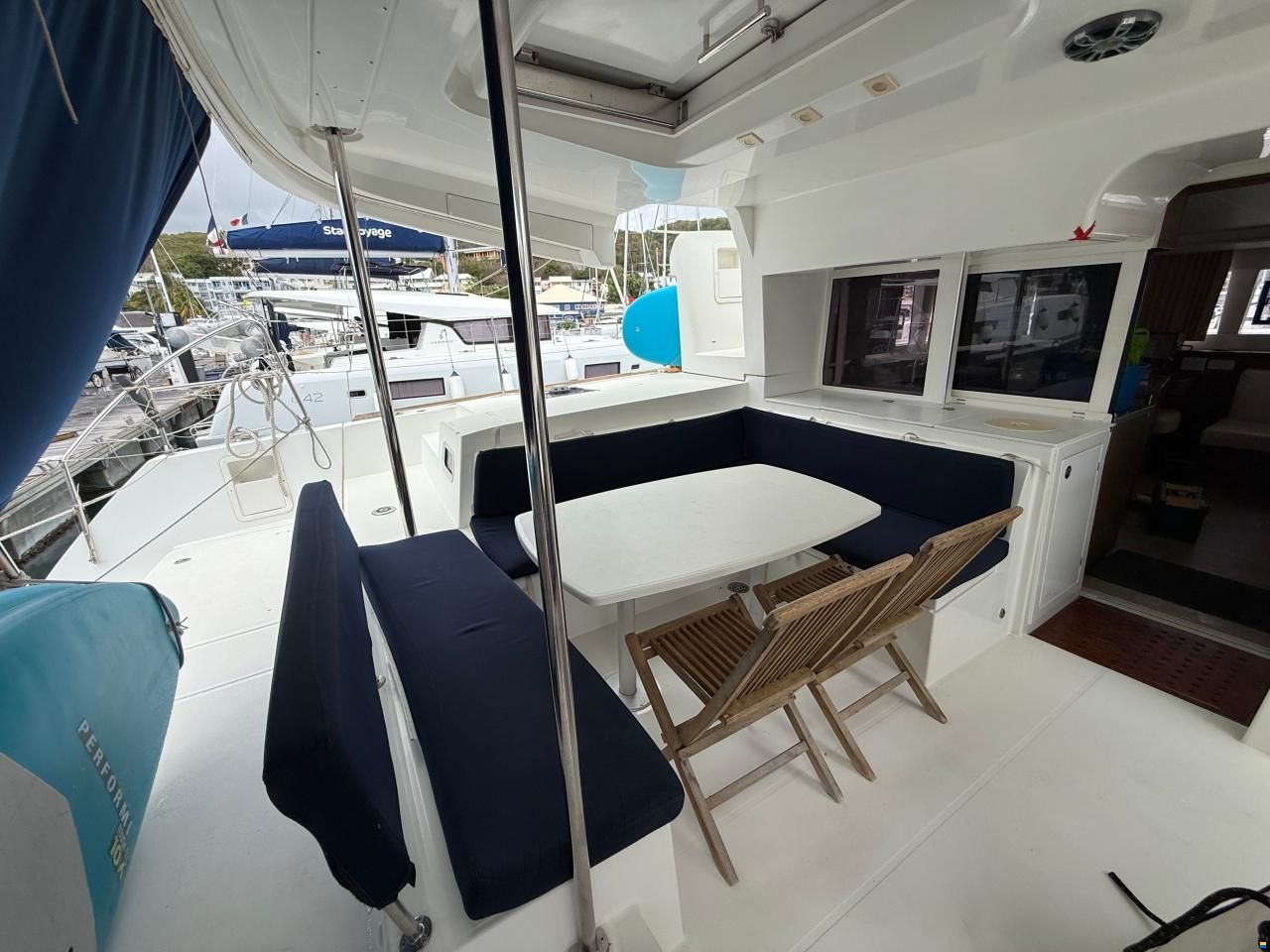 Lagoon 450