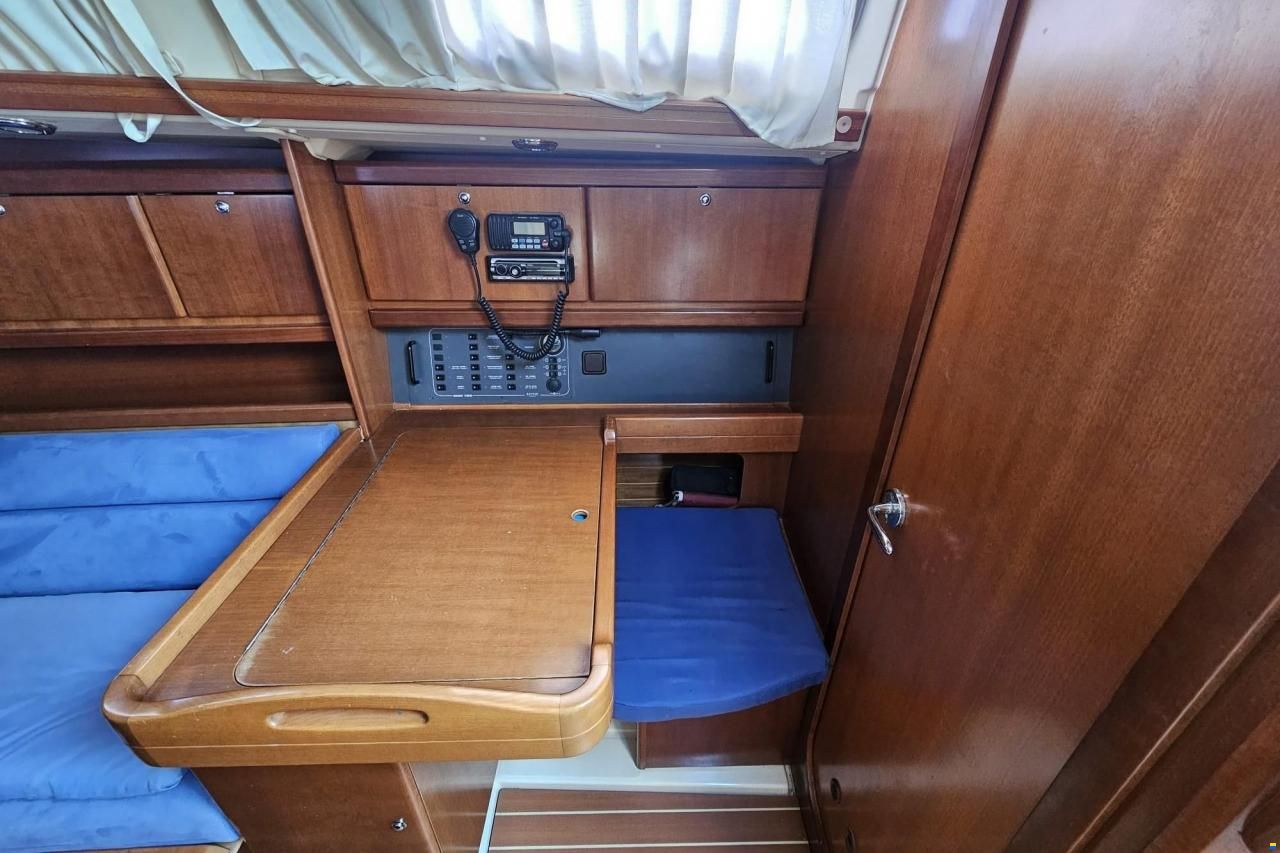 Dufour 325 Grand Large