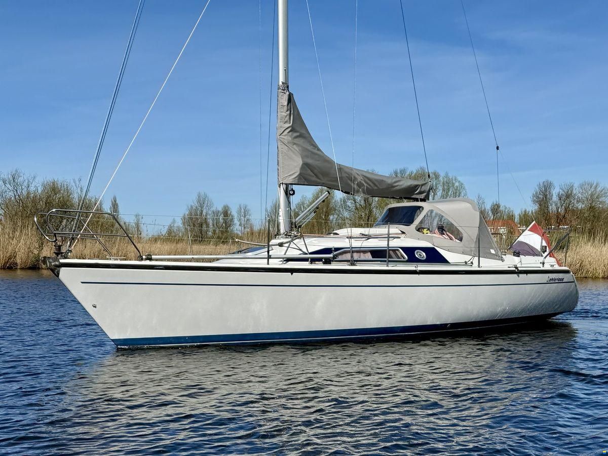 Dehler 28