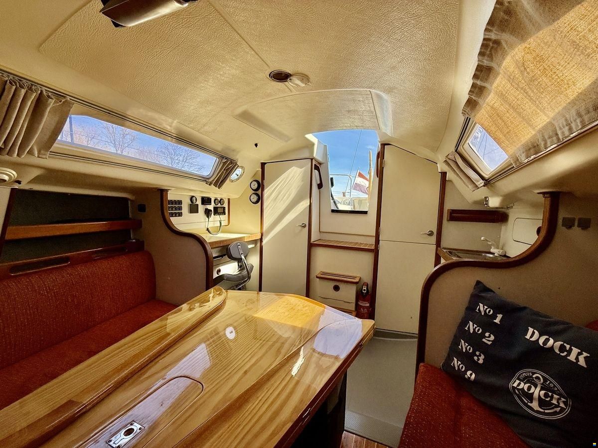 Dehler 28