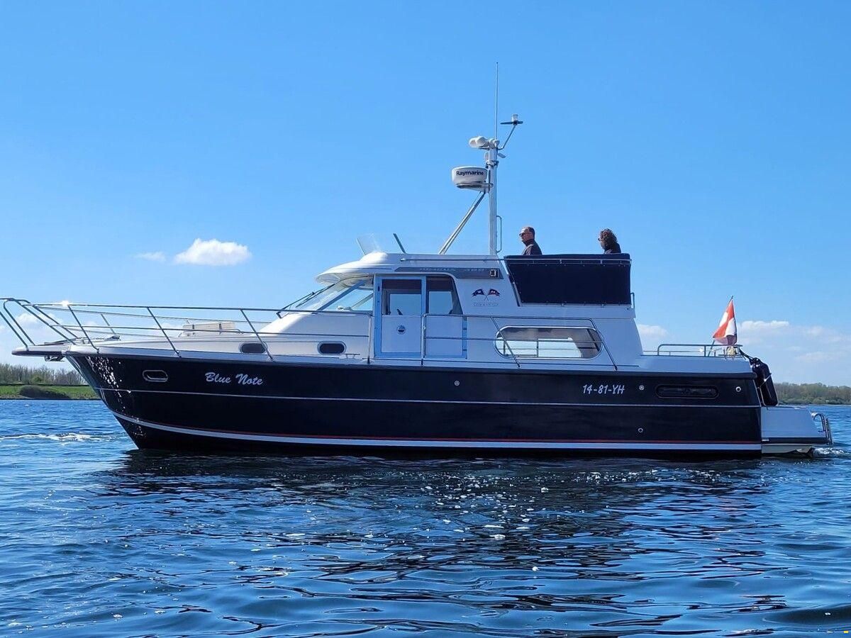 Nimbus 380 Commander