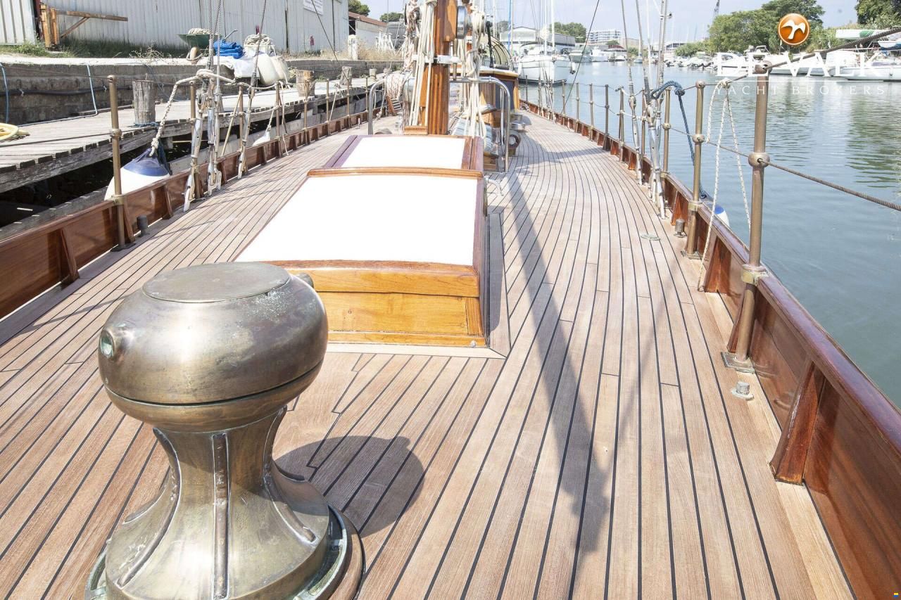 Anker & Jensen Bermudian Ketch 65