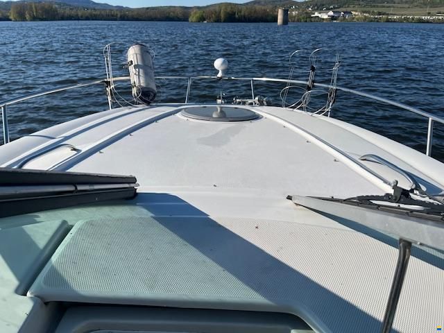 Crownline 275 CCR
