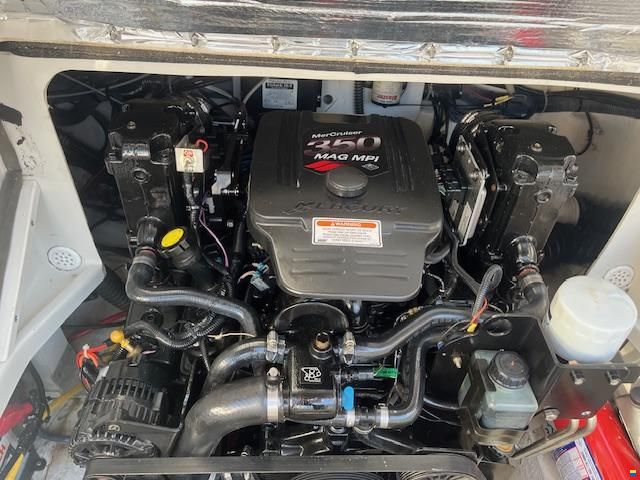 Crownline 275 CCR