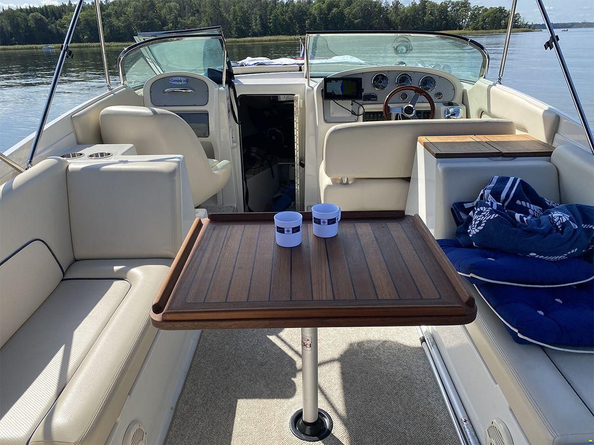Chris Craft Corsair 28