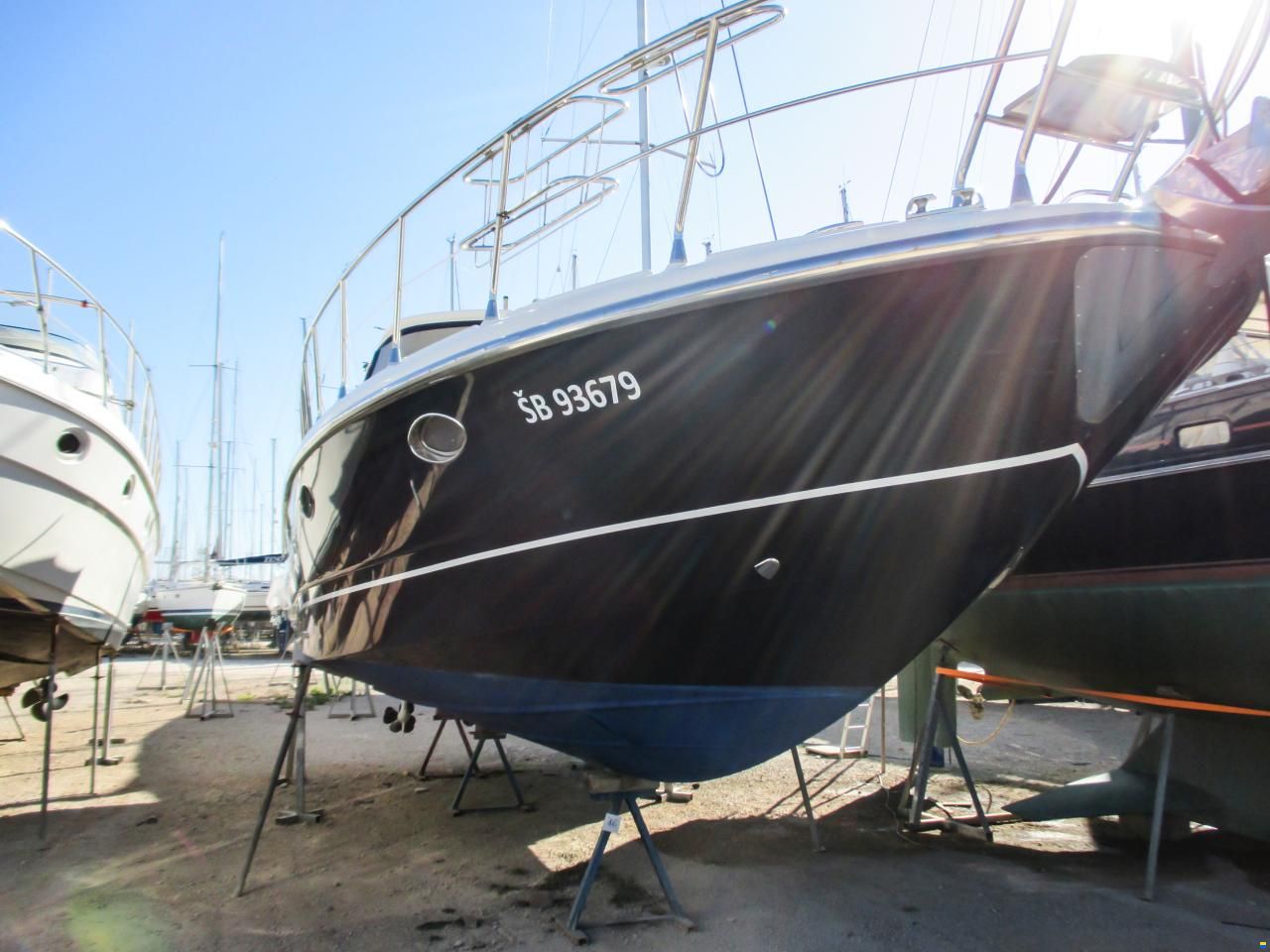 Man&ograve; 38.50