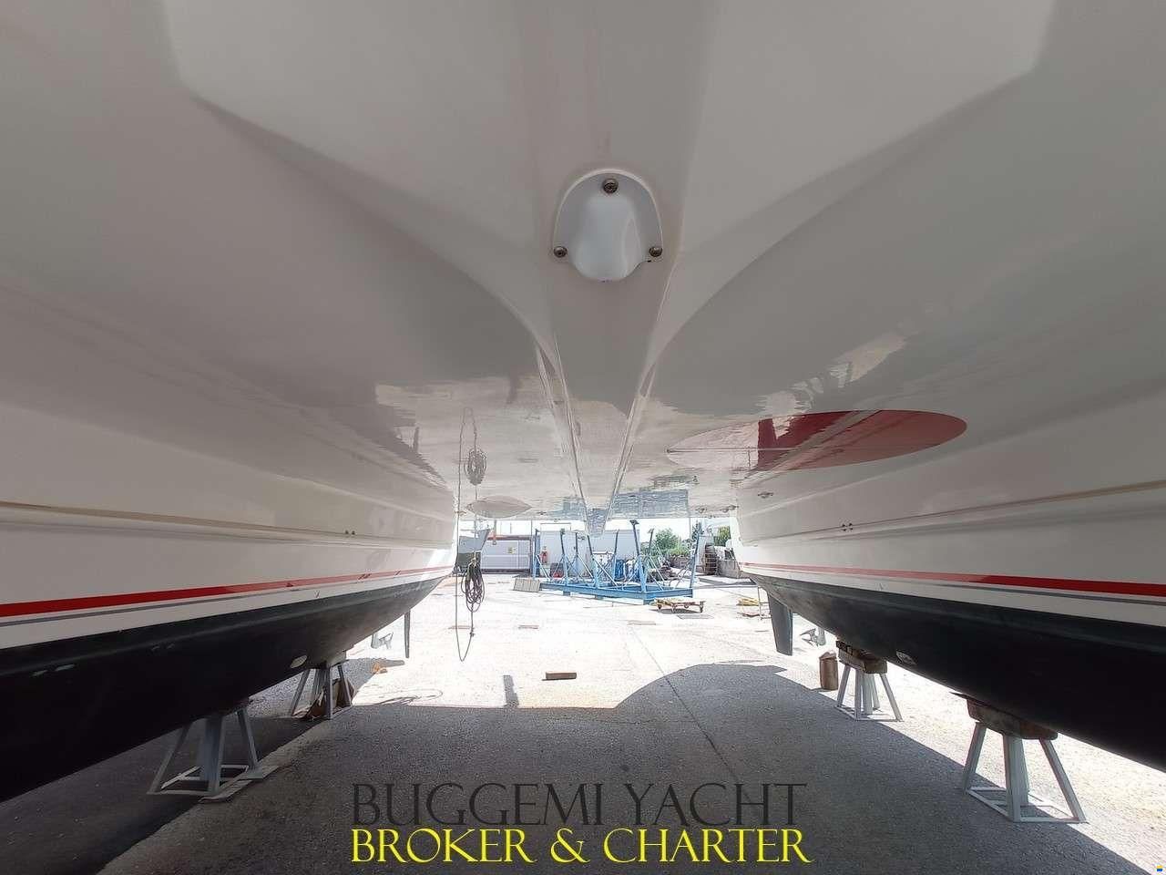 Catana 471