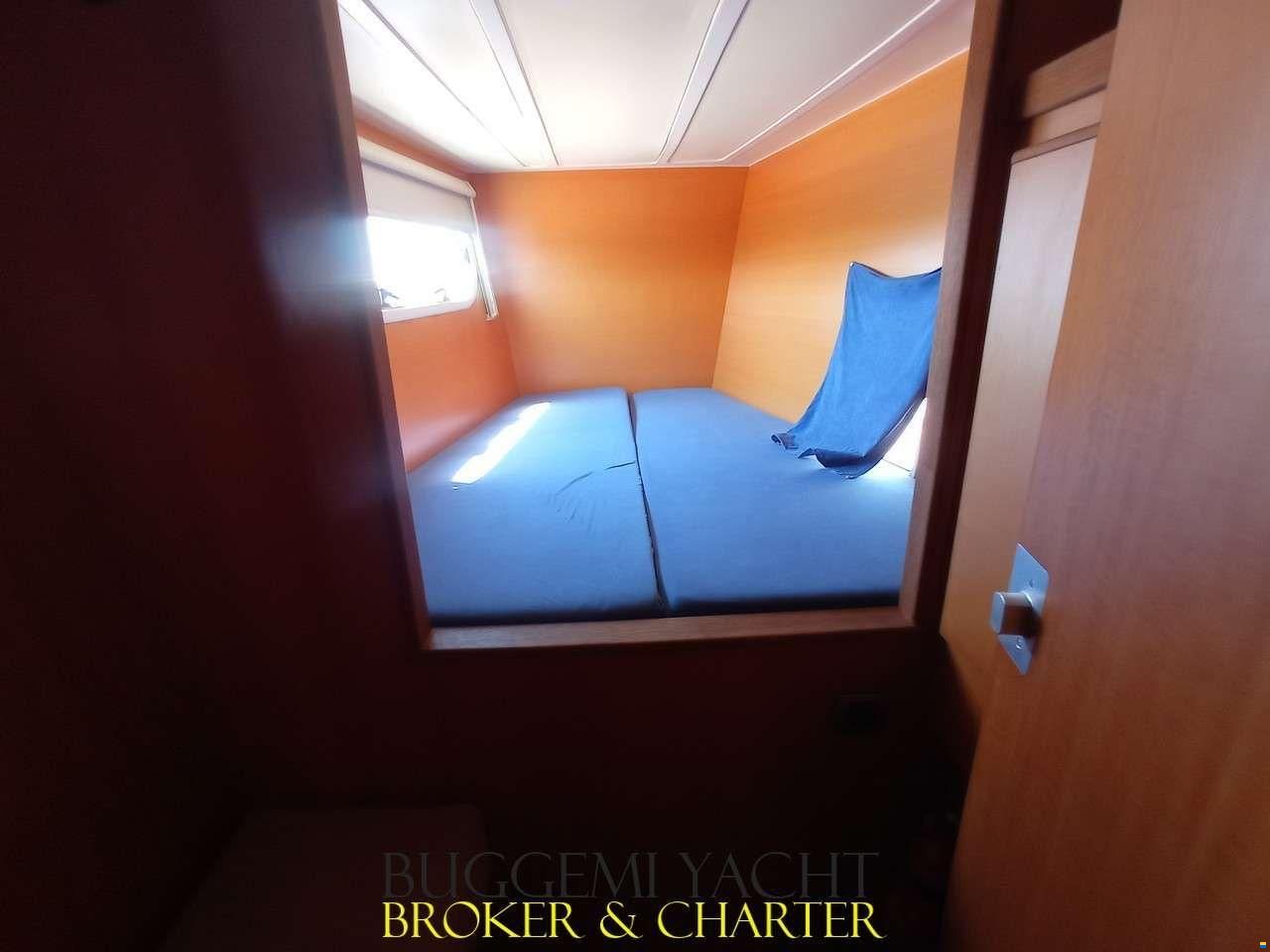 Catana 471