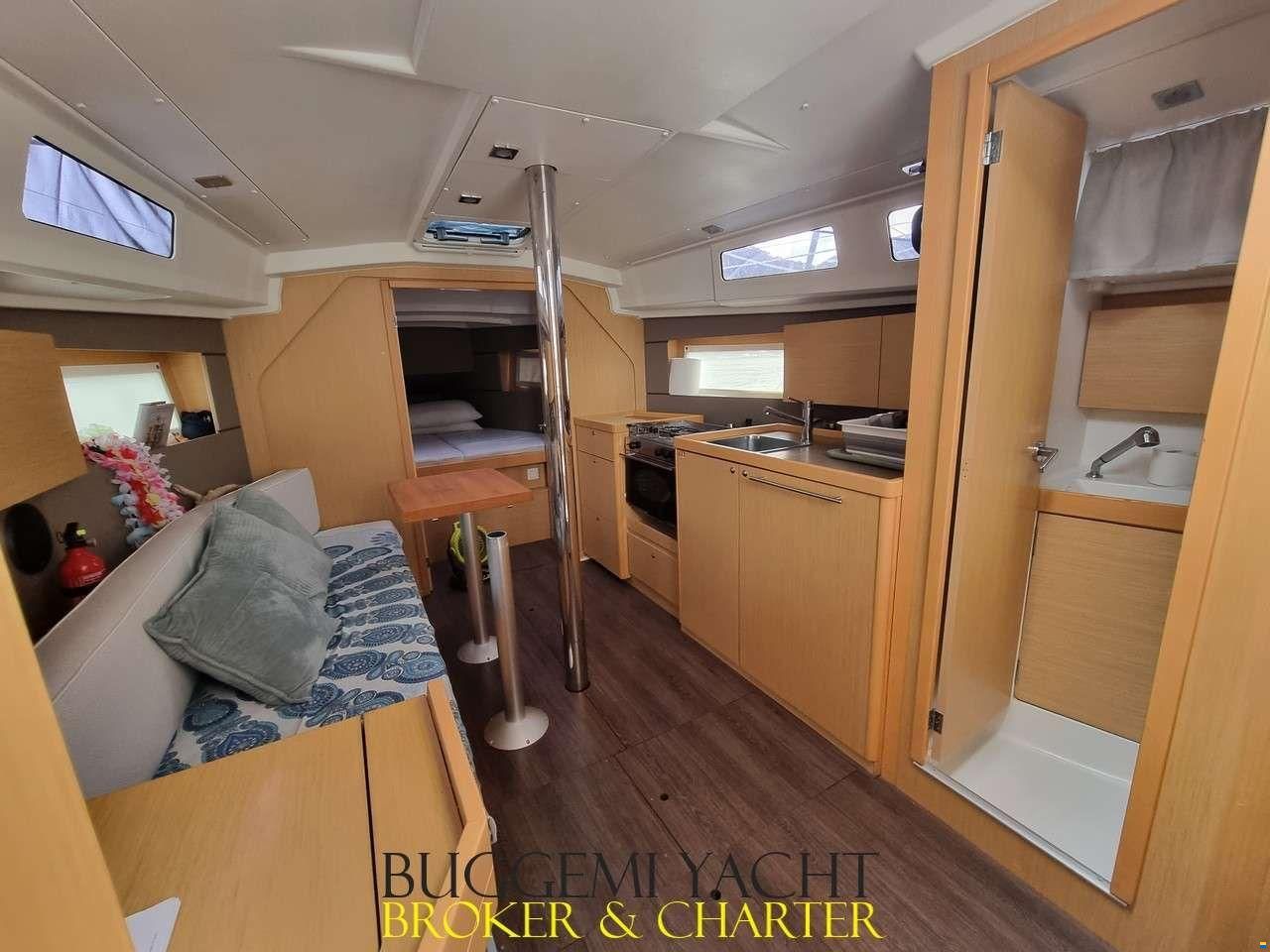 Beneteau OCEANIS 35