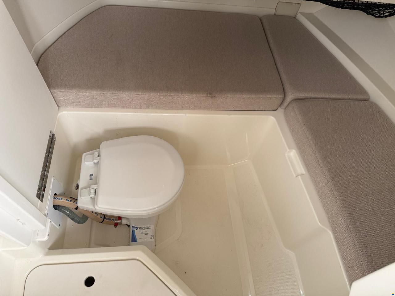 Sea Ray SDX 250