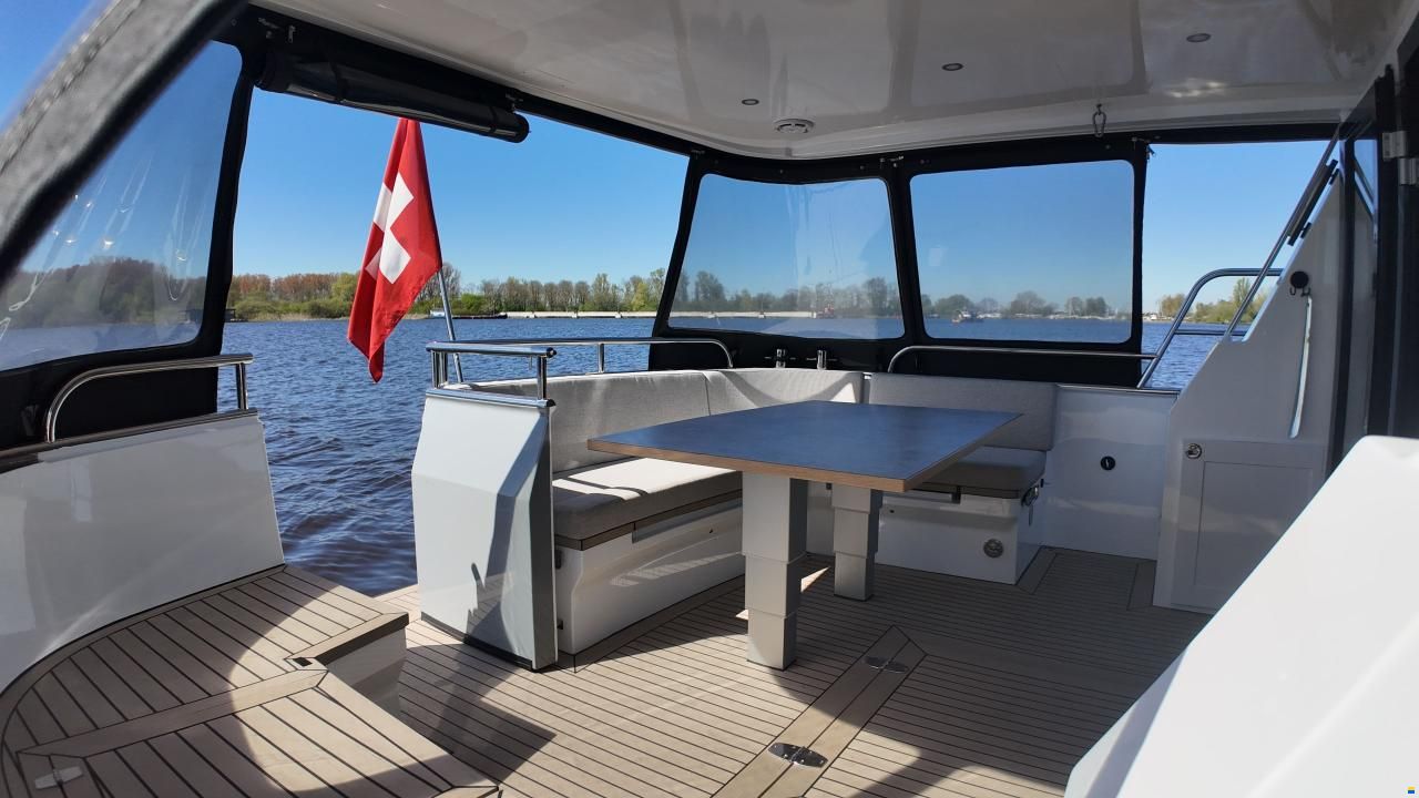 Pollard Yachtbouw, Steenwijk Coastliner