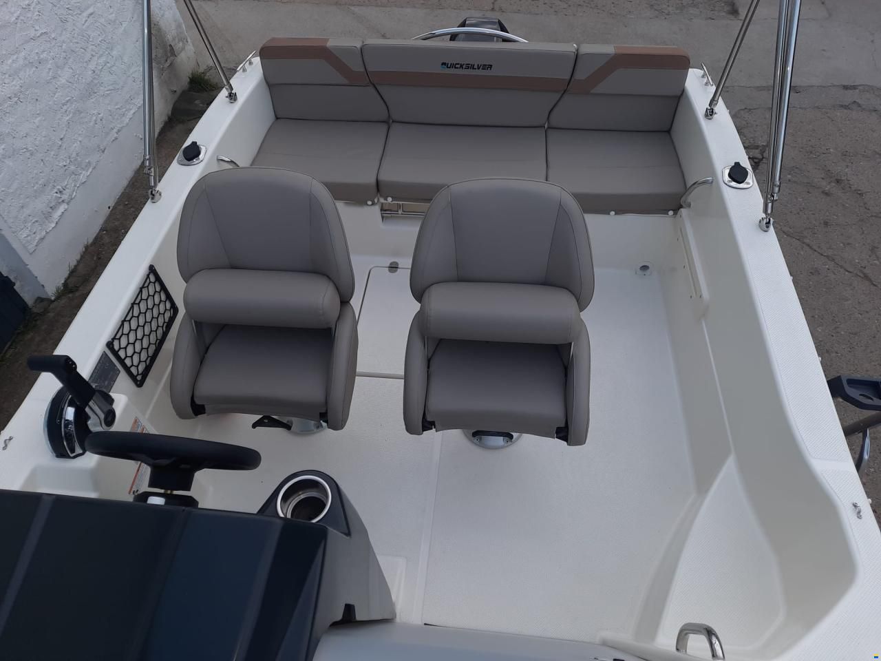Quicksilver 505 activ Cabin