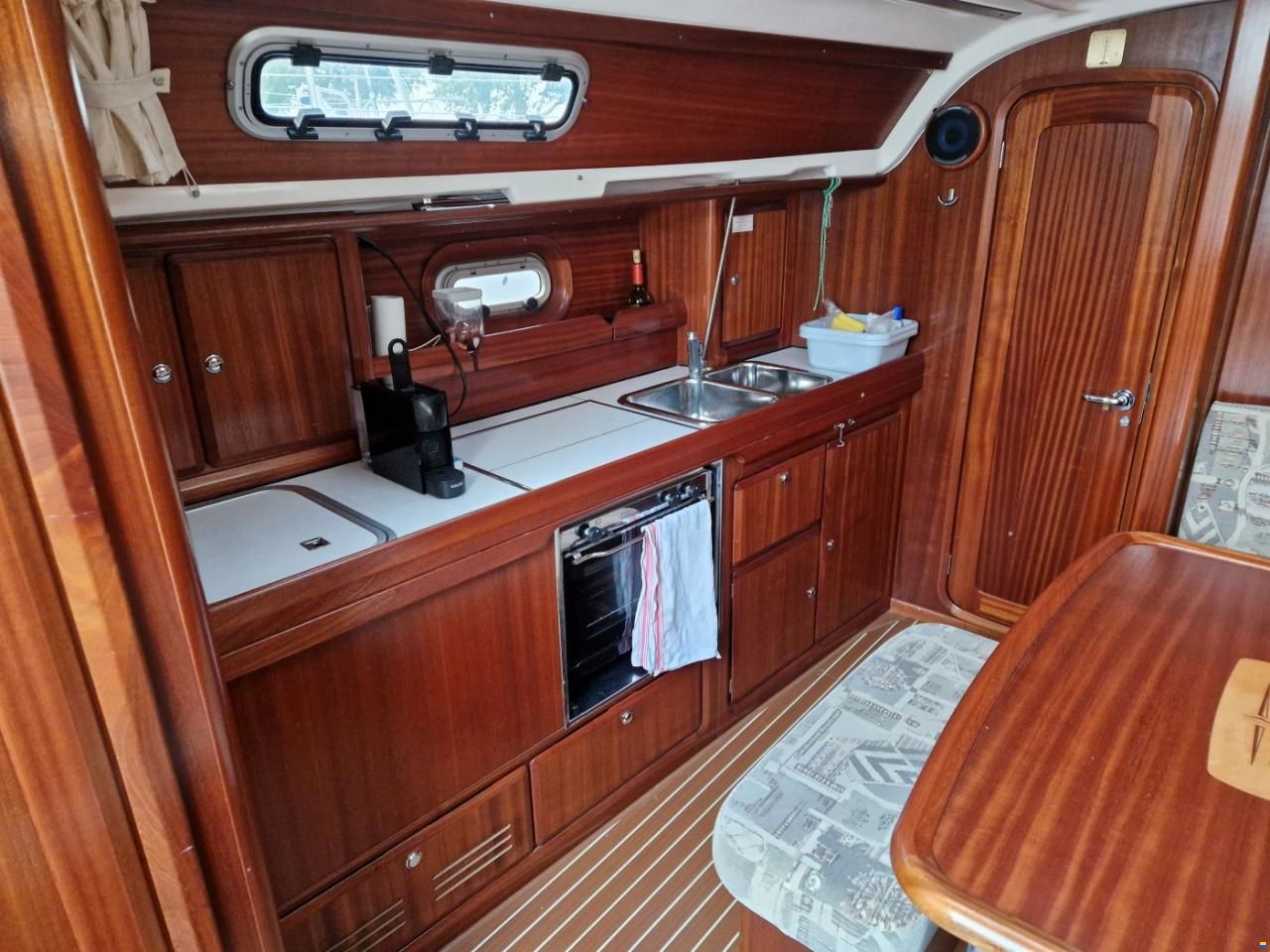 Bavaria 36