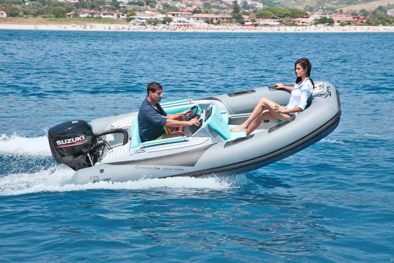 Ranieri Cayman One Luxuary Tender