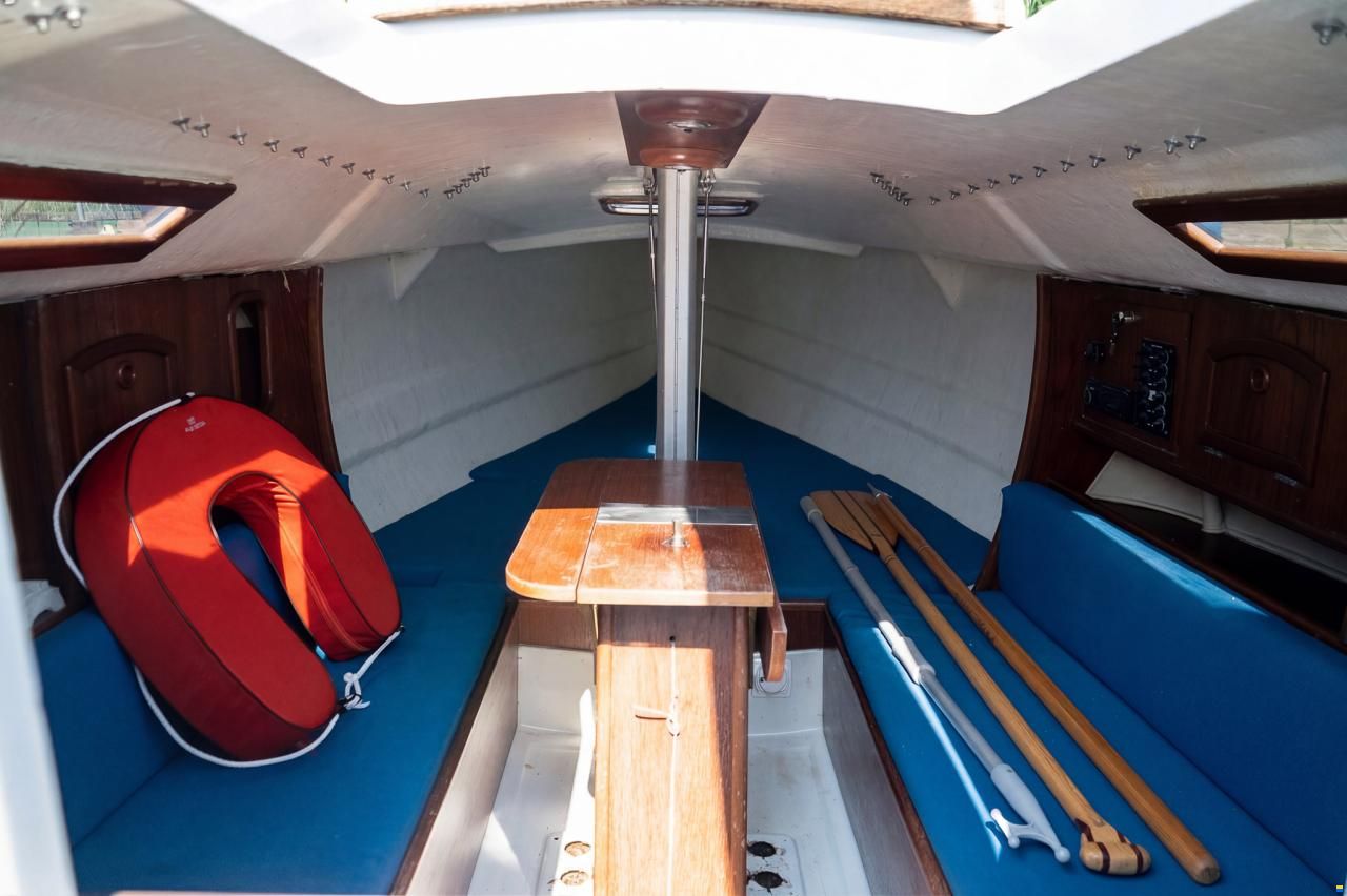 Beneteau First Class 8