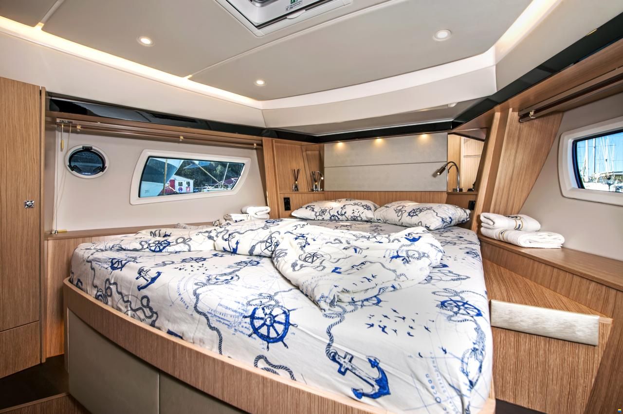 Bavaria Virtess 420 Fly
