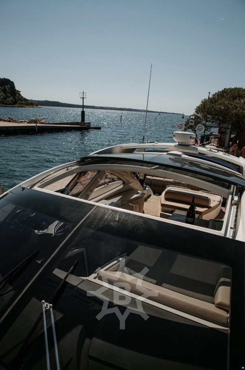 Azimut Atlantis 54