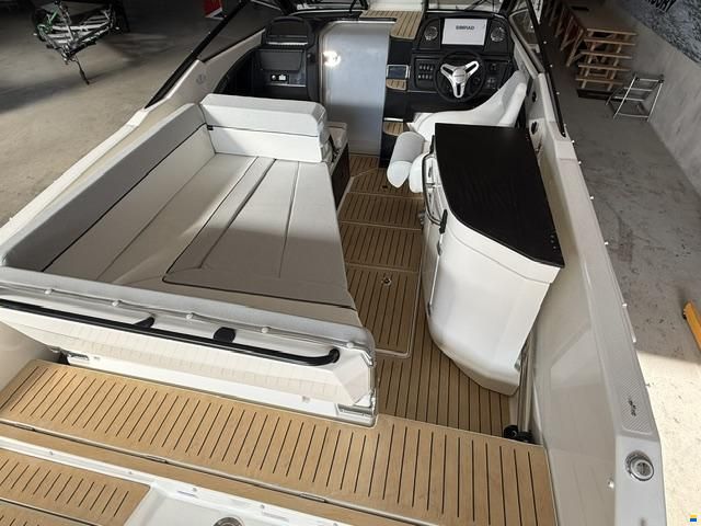Quicksilver Activ 755 Cruiser mit 250PS
