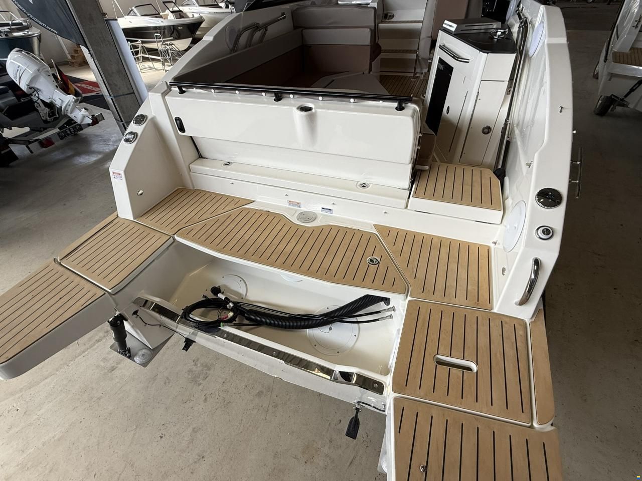 Quicksilver Activ 805 Cruiser mit 250PS