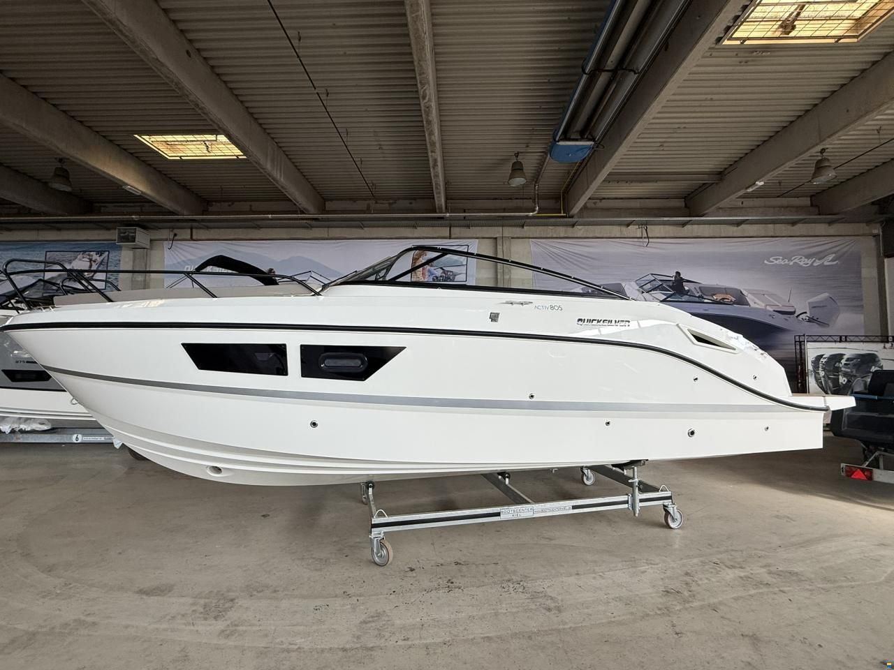 Quicksilver Activ 805 Cruiser mit 250PS