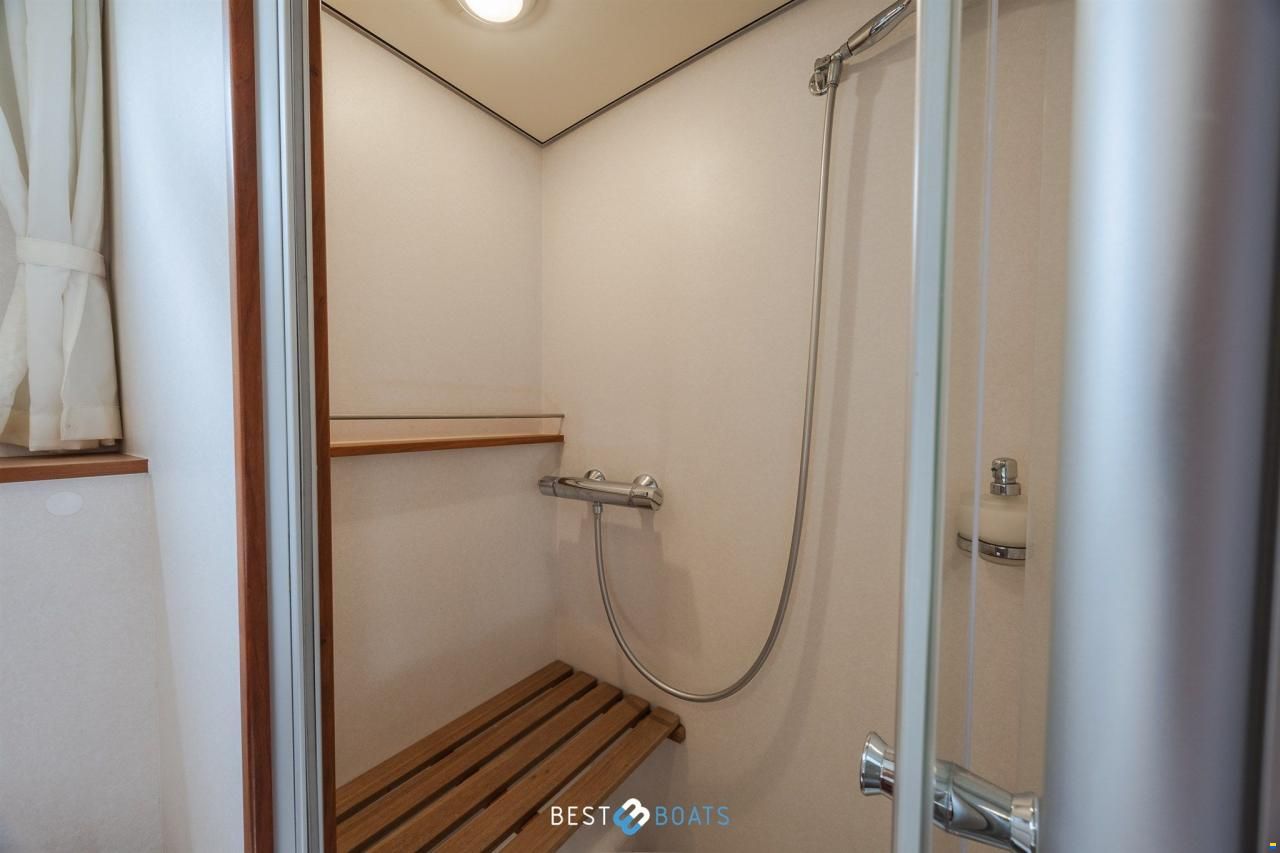Linssen Grand Sturdy 43.9 AC