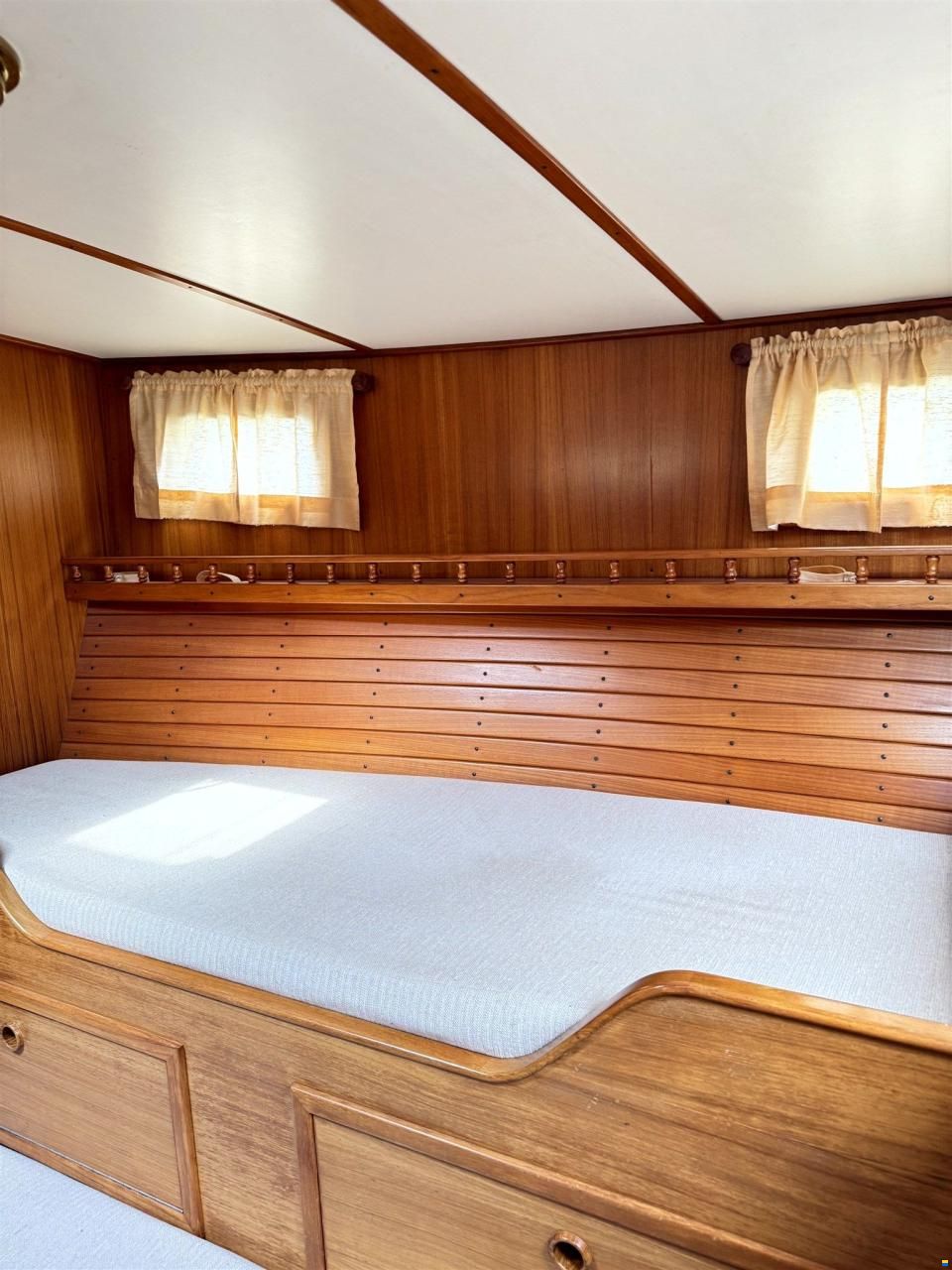 Uecker Yacht- und Bootsbau Rendsburg Fah