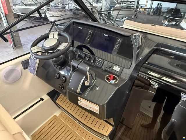 Quicksilver Activ 875 Sundeck mit 2x 250PS