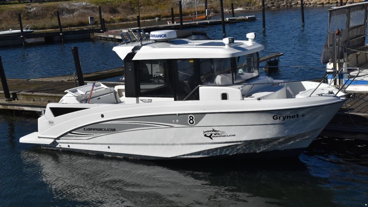 BENETEAU UTOMBORDARE BARRACUDA 8