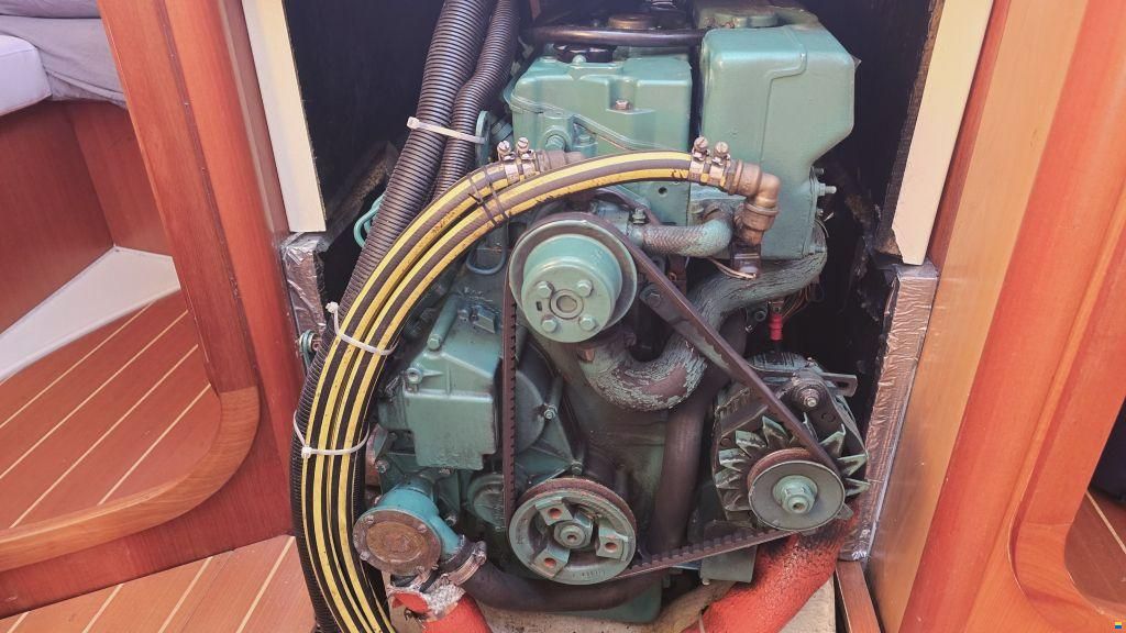 Dufour 40 Performance
