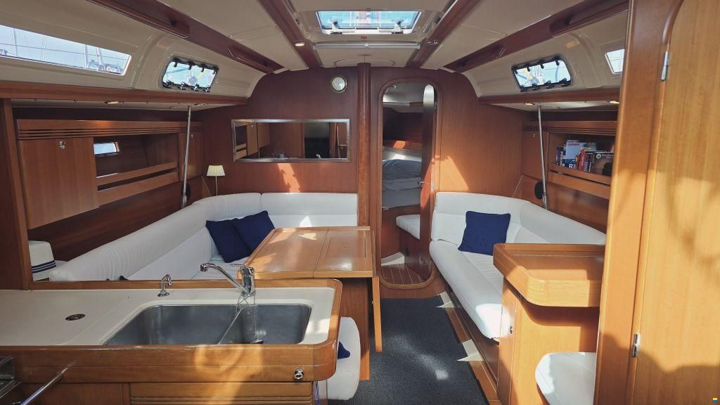 Dufour 40 Performance