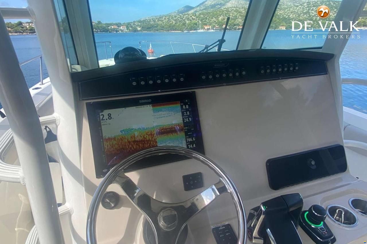 Boston Whaler 330 Outrage