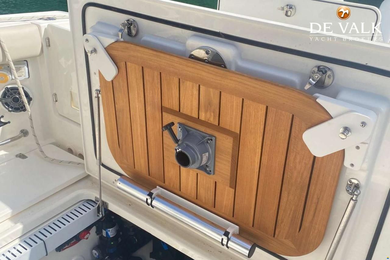 Boston Whaler 330 Outrage