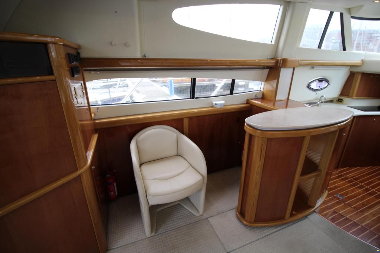 Sealine T47