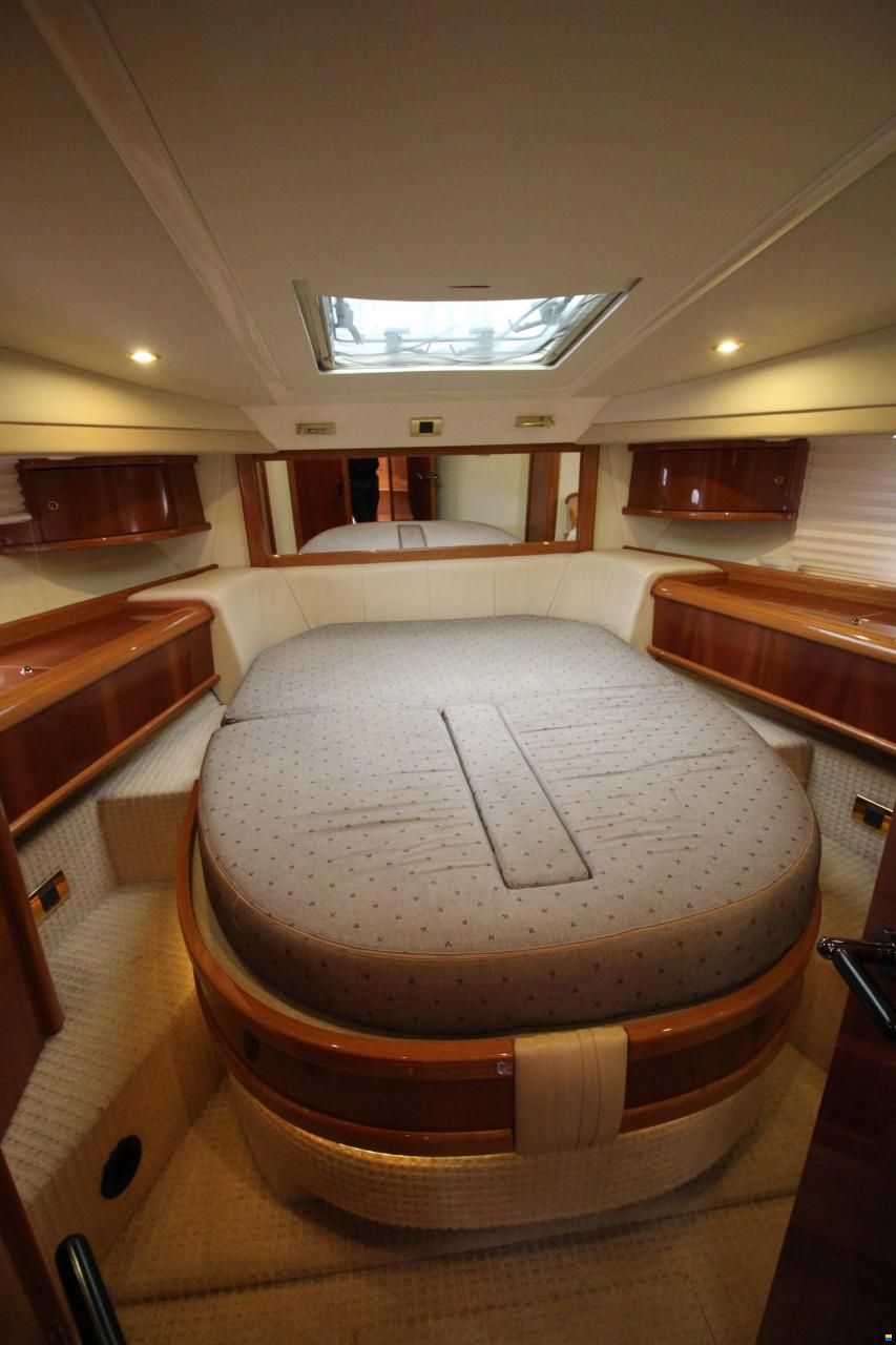 Sealine T47