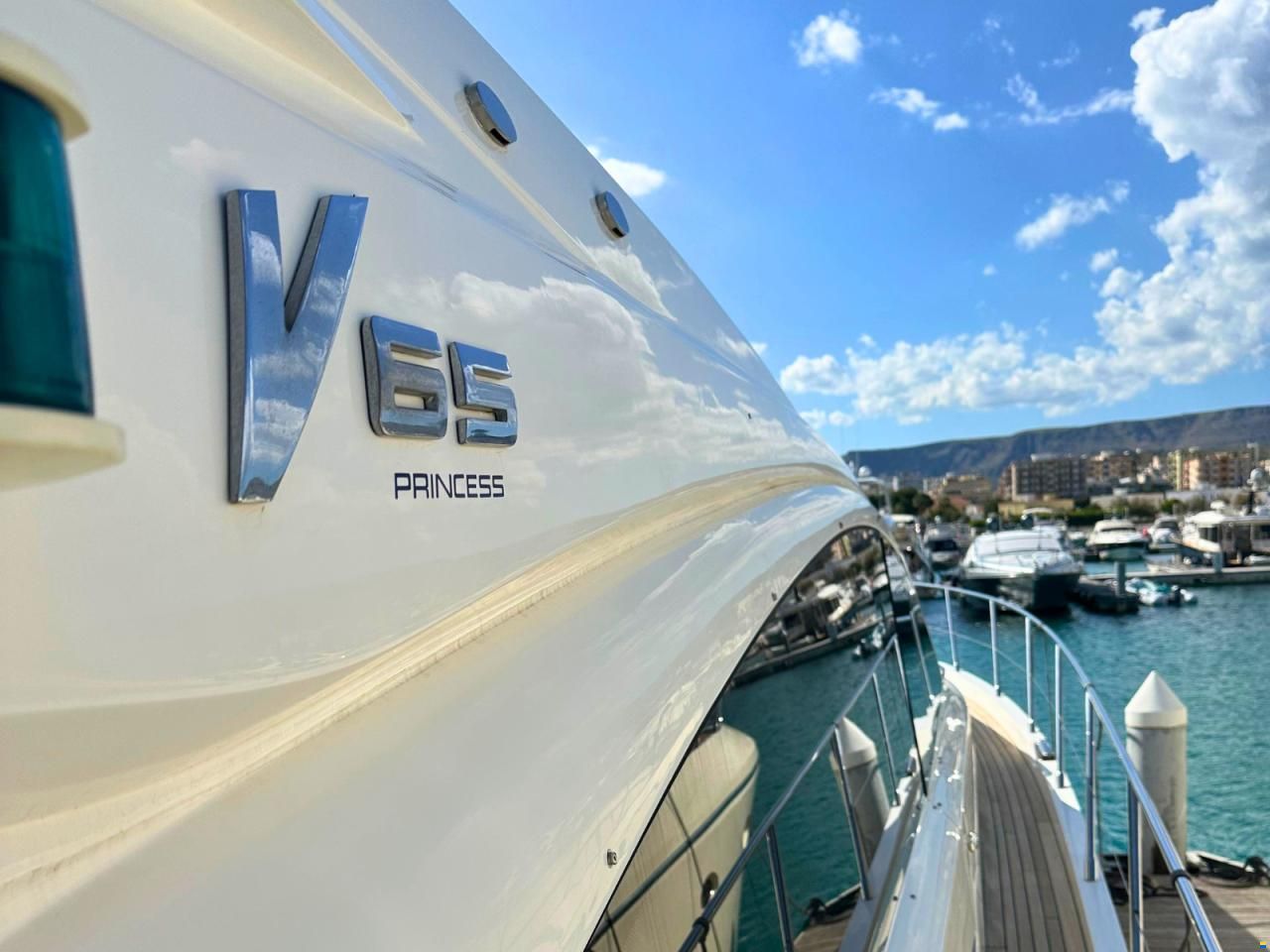 Princess V65